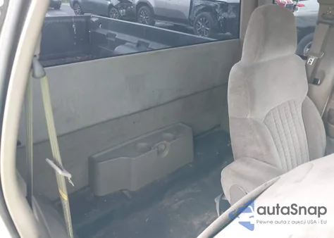 2001 Chevrolet S Truck z USA, uszkodzony, nr VIN 1GCCS195918238024